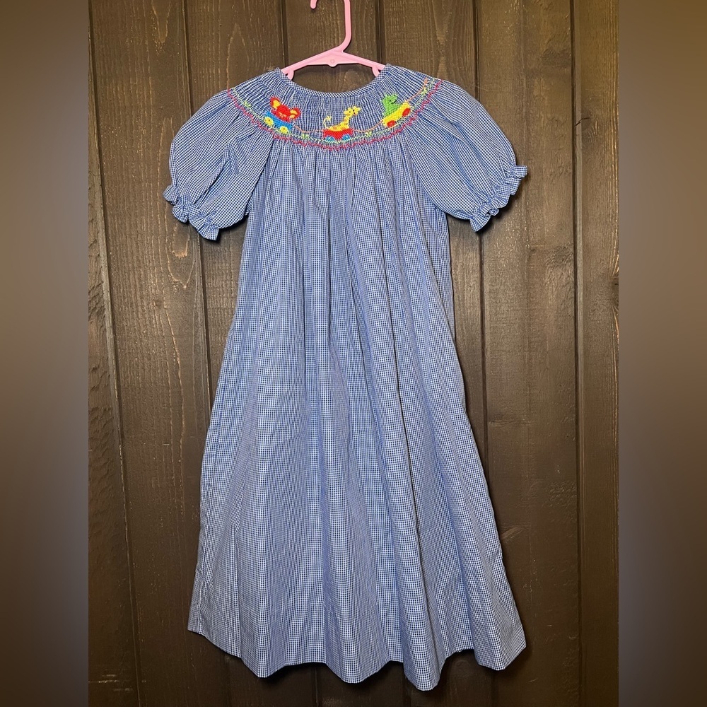Anavini Hand Smocked Blue Checkered  Dress Long Girls Sz 5 Zoo Animals EUC.